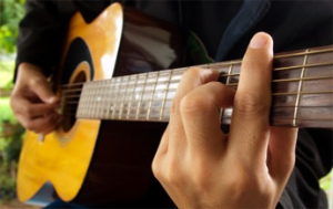 Бой на гитаре для новичков Игра боем для начинающих